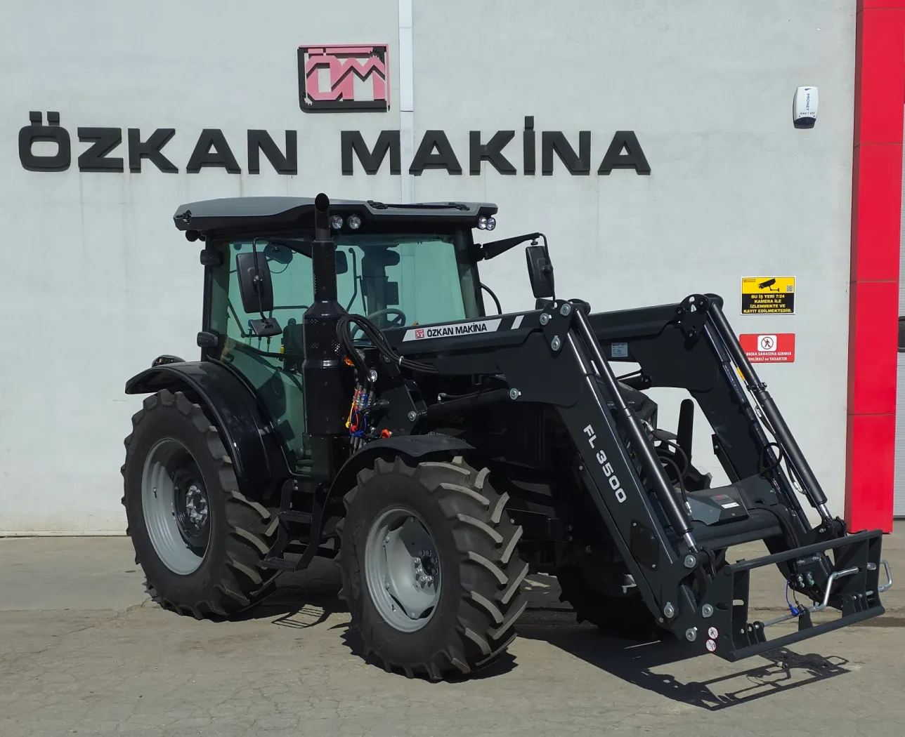 FL 3500 traktör ön yükleyici Özkan Makina